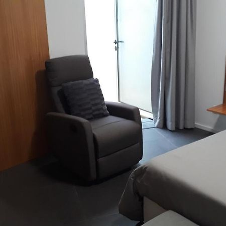 Angra Downtown Apartment Angra do Heroismo Bagian luar foto