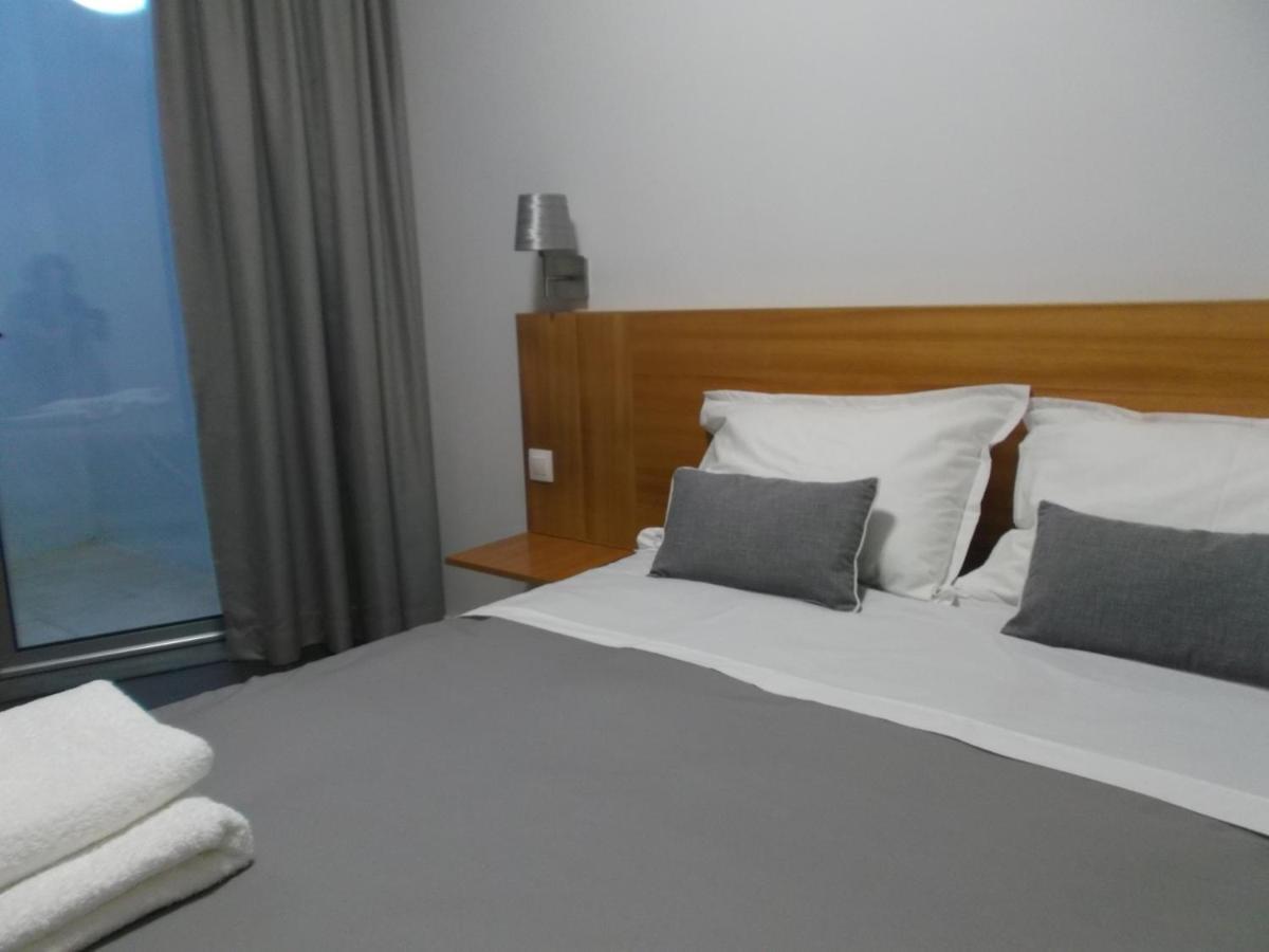 Angra Downtown Apartment Angra do Heroismo Bagian luar foto